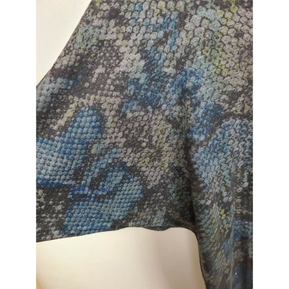 Nally & Millie Gray Blue Snake Print Dolman V-Neck Tunic Top Size Large - Picture 5 of 5